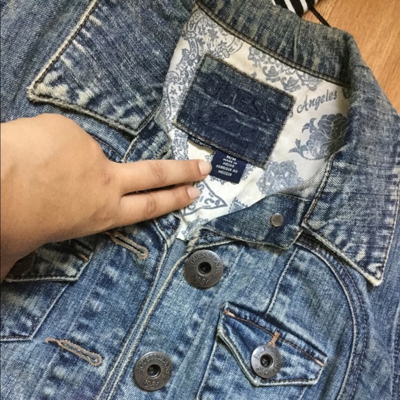 Guess Denim Jacket😎✌🏽☯️ - Picture 4 of 8